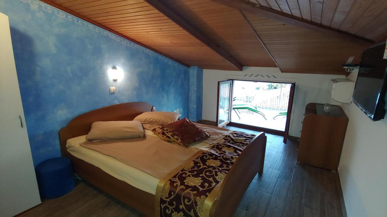 Villa Senegacnik ปอร์โตรอซ ภายนอก รูปภาพ